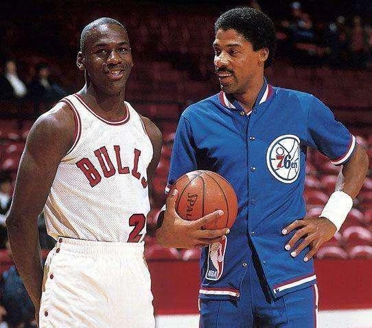 兼顾篮板保 兼顾篮板保